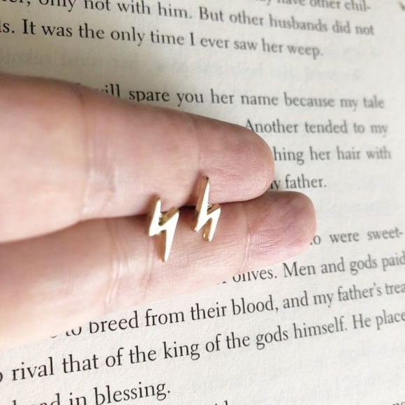ALQUIMIA Jewelry - 3/35 GOLD THUNDER STUDS